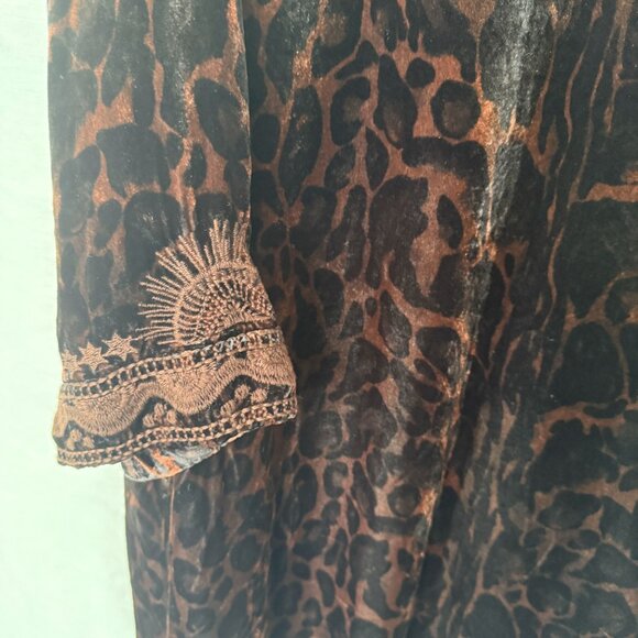 Johnny Was Maude Velvet Leopard Black and Brown Long Kimono - Picture 7 of 8